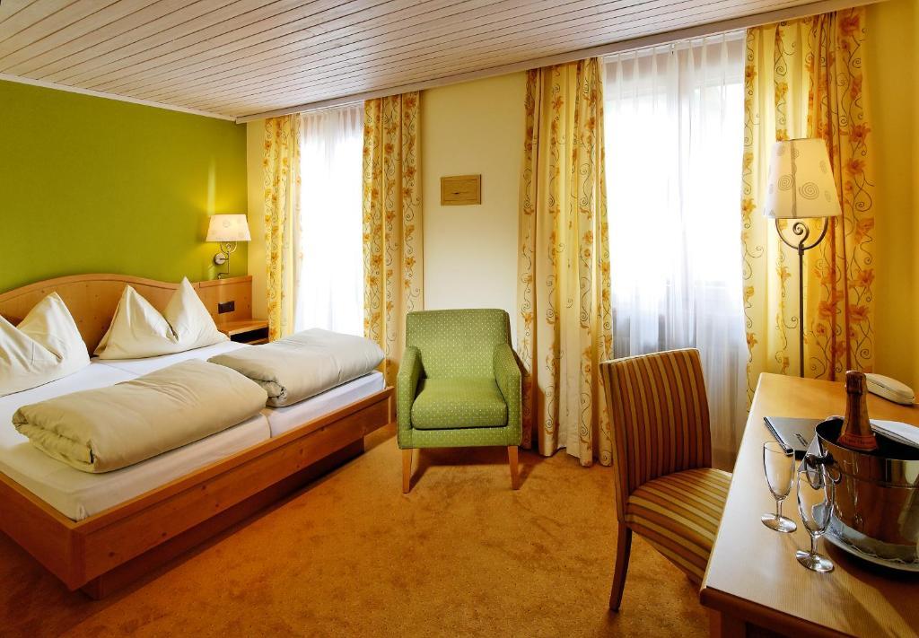 Hotel La Cruna Sedrun Zimmer foto